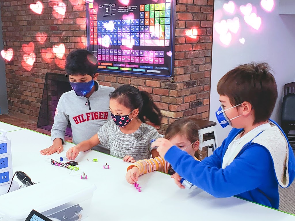 STEAMwhiz Innovation Lab | 8 Leda Ln, Guilderland, NY 12084, USA | Phone: (518) 512-9595