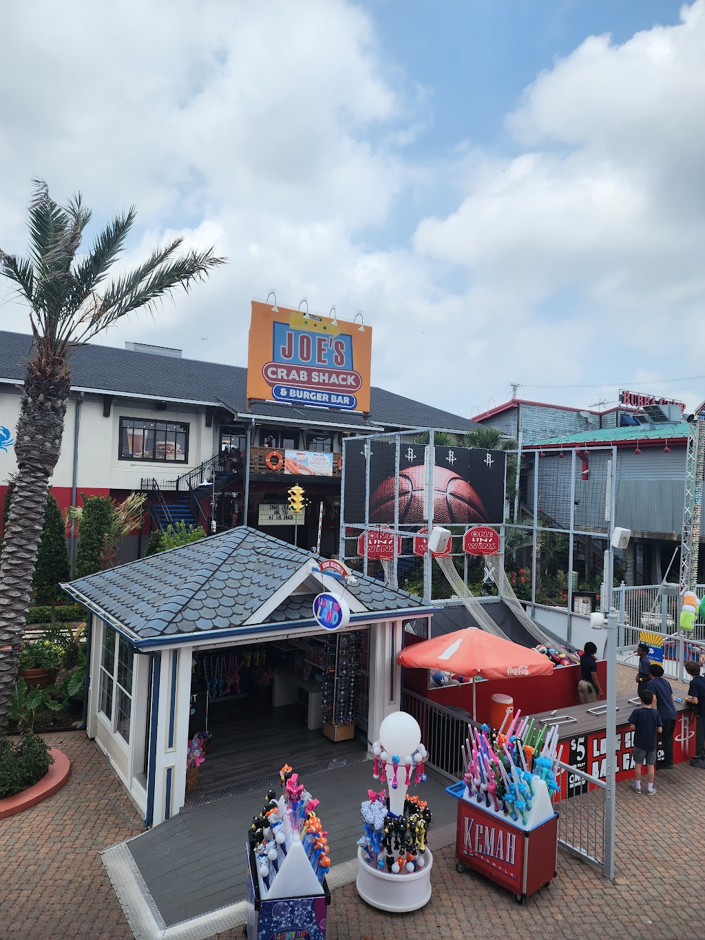 Joes Crab Shack | 7 Boardwalk, Kemah, TX 77565, USA | Phone: (281) 334-9049