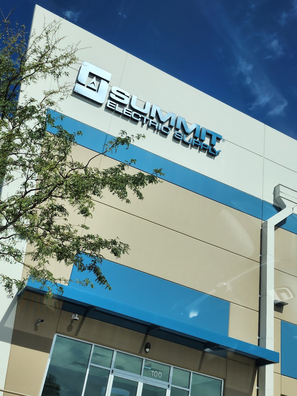 Summit Electric Supply | 317 S 48th St Suite 100, Phoenix, AZ 85034, USA | Phone: (602) 267-1000