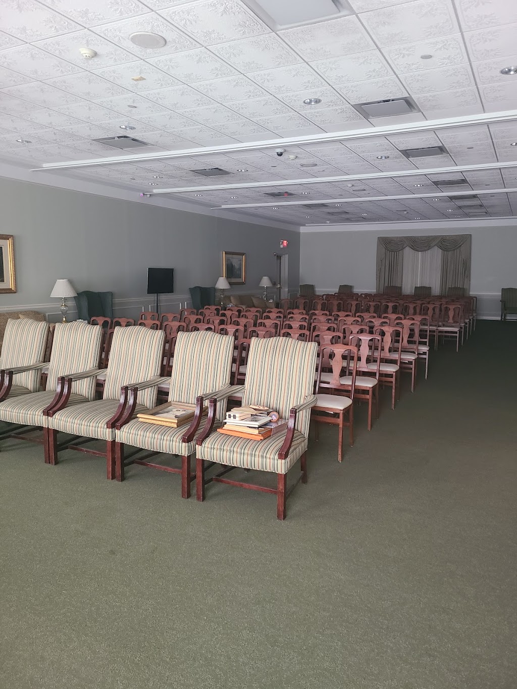 Park Funeral Chapels | 2175 Jericho Turnpike, New Hyde Park, NY 11040, USA | Phone: (516) 747-4300