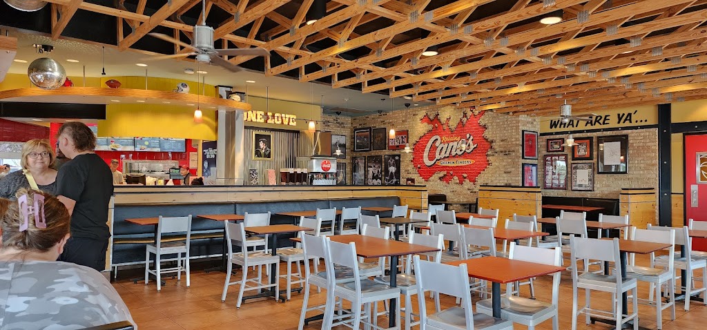Raising Canes Chicken Fingers | 5455 Dressler Rd NW, North Canton, OH 44720, USA | Phone: (330) 437-1150