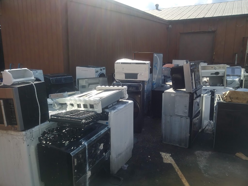 Rubbish and Removal | 10105 Airport Way suite B, Snohomish, WA 98296 | Phone: (360) 568-9364