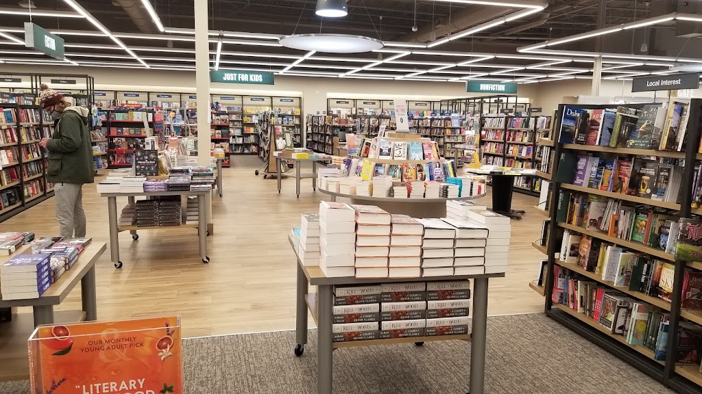 Barnes & Noble | 375 Radio Dr, Woodbury, MN 55125, USA | Phone: (763) 204-7344