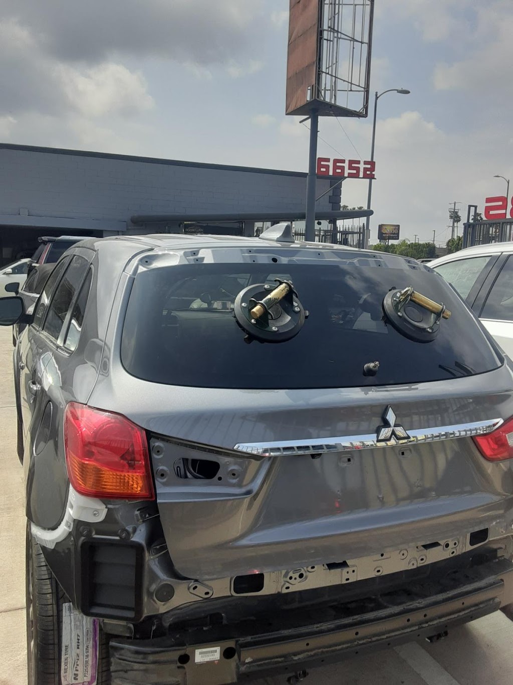 Santa Clarita Mobile Glass | 28840 N.Silver Saddle Cir #203, Canyon Country, CA 91387, USA | Phone: (661) 261-4896