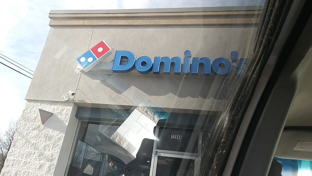 Dominos Pizza | 12545 IL-143 Ste C, Highland, IL 62249, USA | Phone: (618) 654-7700