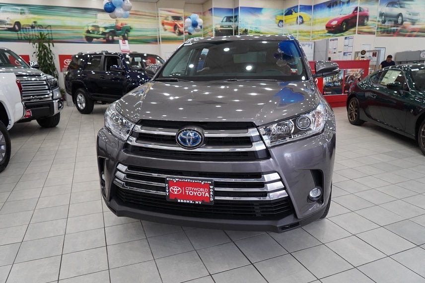 City World Toyota | 3333 Boston Rd, The Bronx, NY 10469, USA | Phone: (888) 258-4365