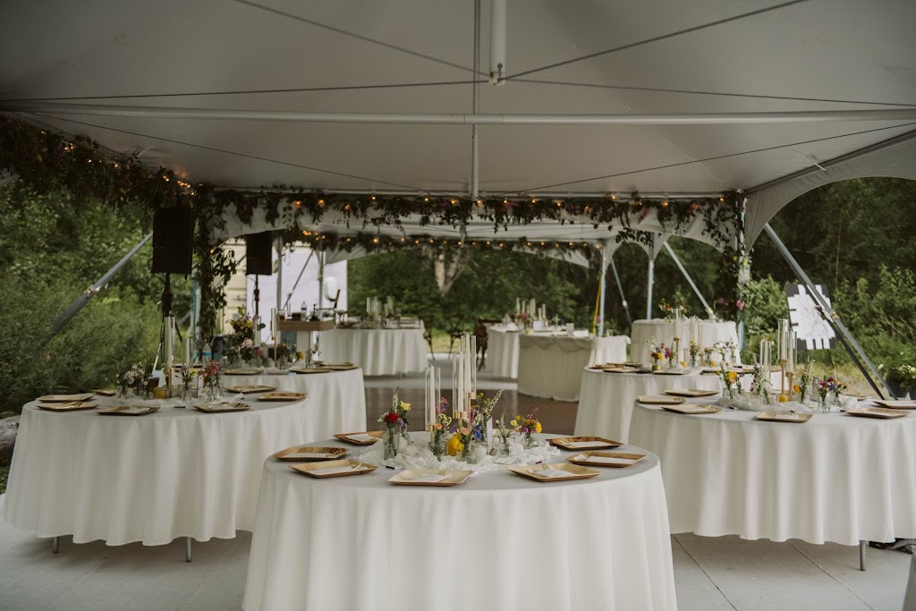 Turnagain View Lodge & Wedding Venue | 27327 Seward Hwy, Indian, AK 99540, USA | Phone: (907) 444-6898