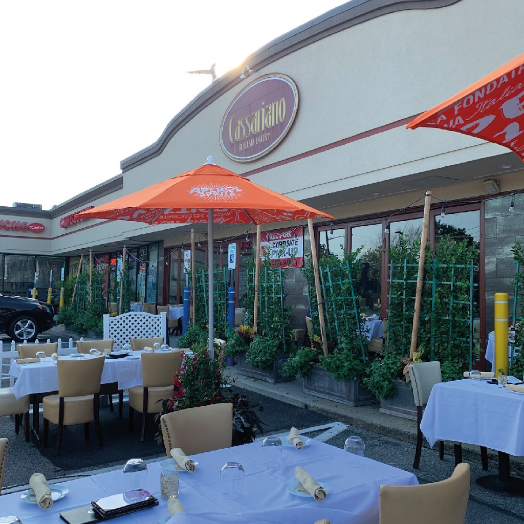 Cassariano Italian Eatery | 348 E Jericho Turnpike, Mineola, NY 11501, USA | Phone: (516) 280-8990