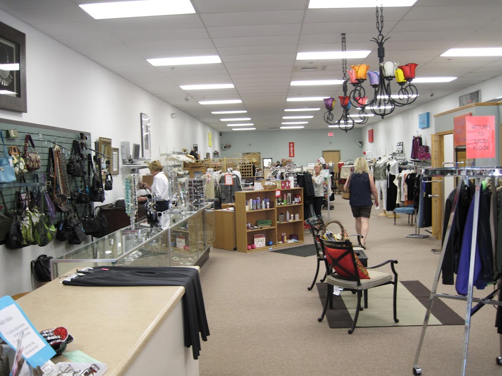 Elite Repeat Consignment Shop | 2205 N Calhoun Rd #25, Brookfield, WI 53005, USA | Phone: (262) 789-9359