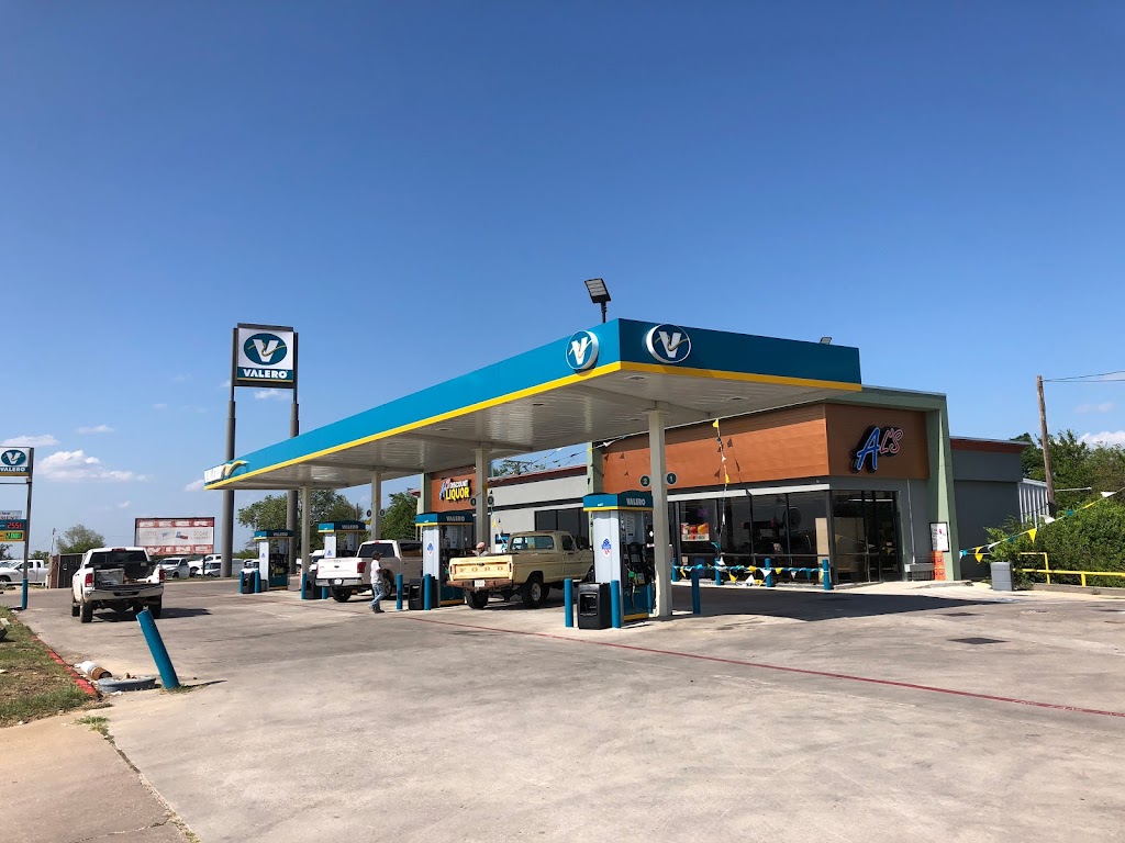 Valero | 1500 S State St, Decatur, TX 76234, USA | Phone: (210) 345-2000