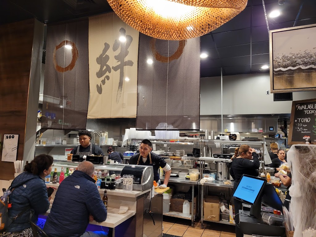 Totto Ramen & Sushi Bar | 3334 N Texas St A, Fairfield, CA 94533, USA | Phone: (707) 759-2854