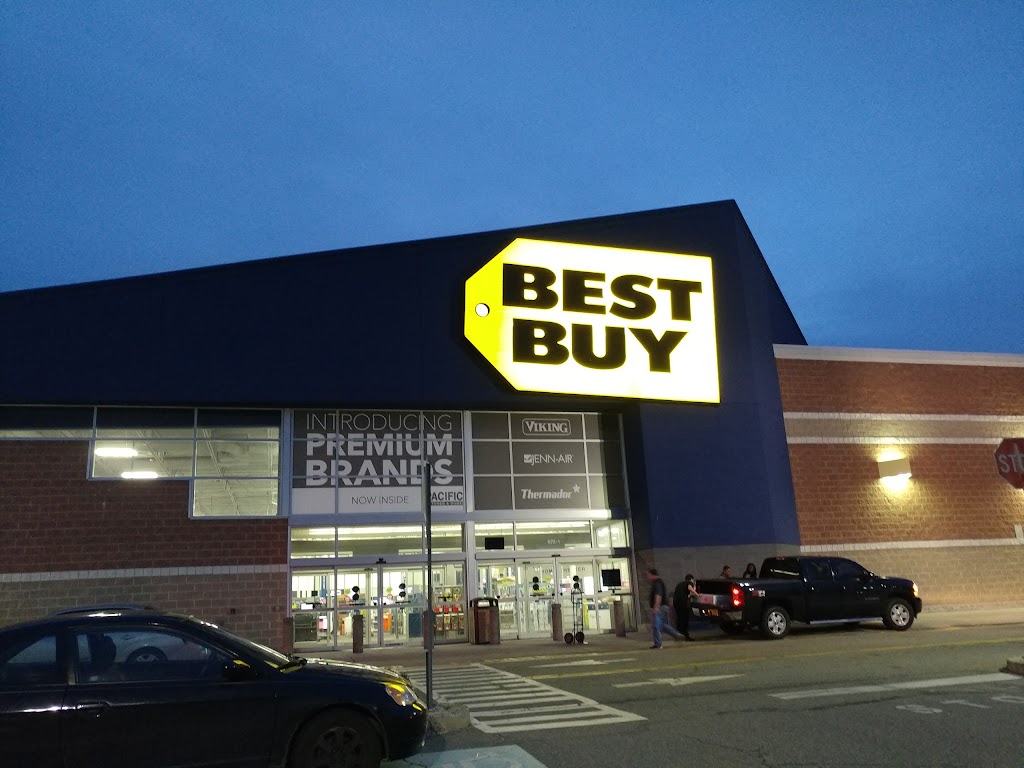 Best Buy | 675 US-1, Iselin, NJ 08830, USA | Phone: (732) 596-1220