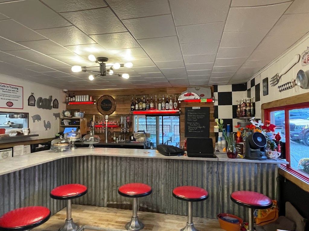 Historic Colton Café | 21038 S Hwy #211, Colton, OR 97017, USA | Phone: (503) 824-5111
