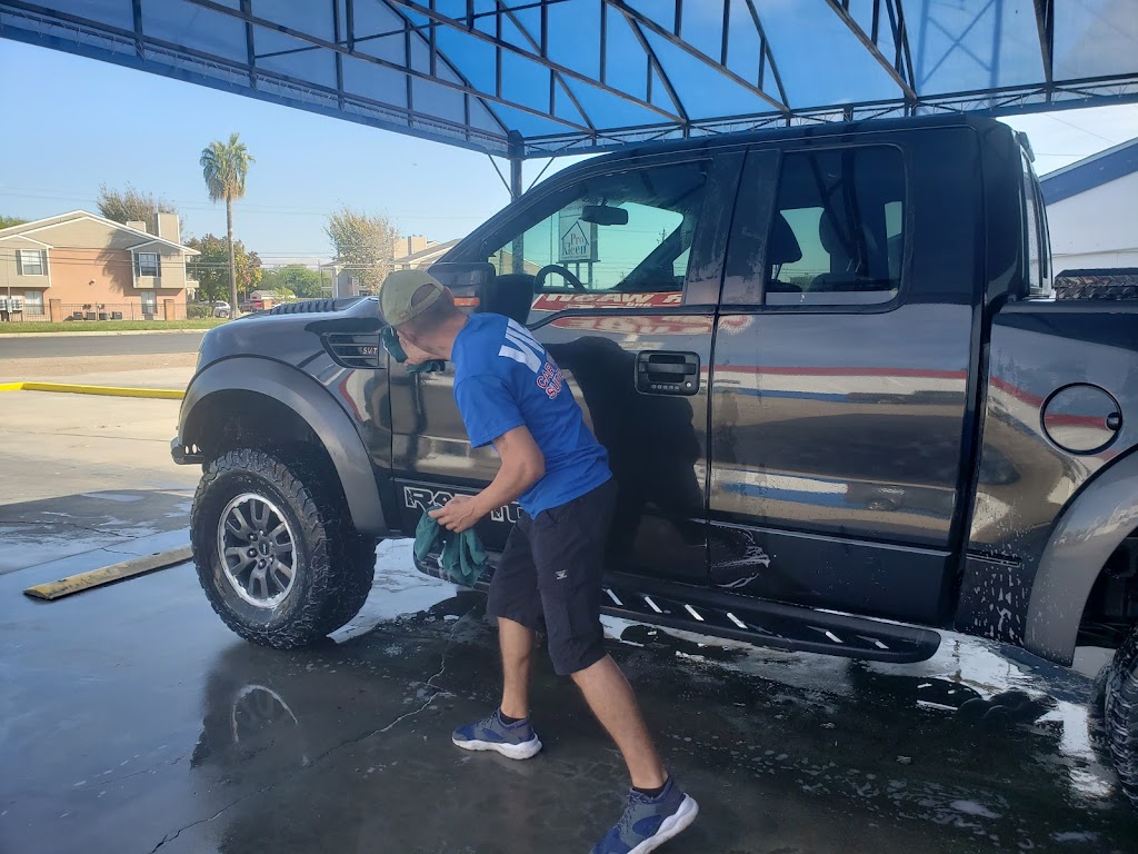 Vip Car Wash & Super Lube | 10645 Leopard St, Corpus Christi, TX 78410, USA | Phone: (361) 242-9274