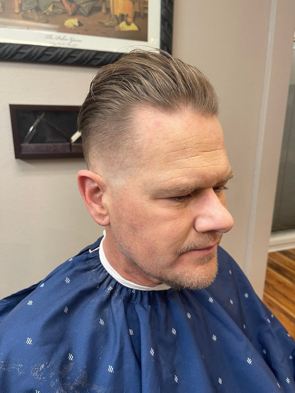 The barbers eye | 3400 Bradshaw Rd, Sacramento, CA 95827, USA | Phone: (916) 256-8423