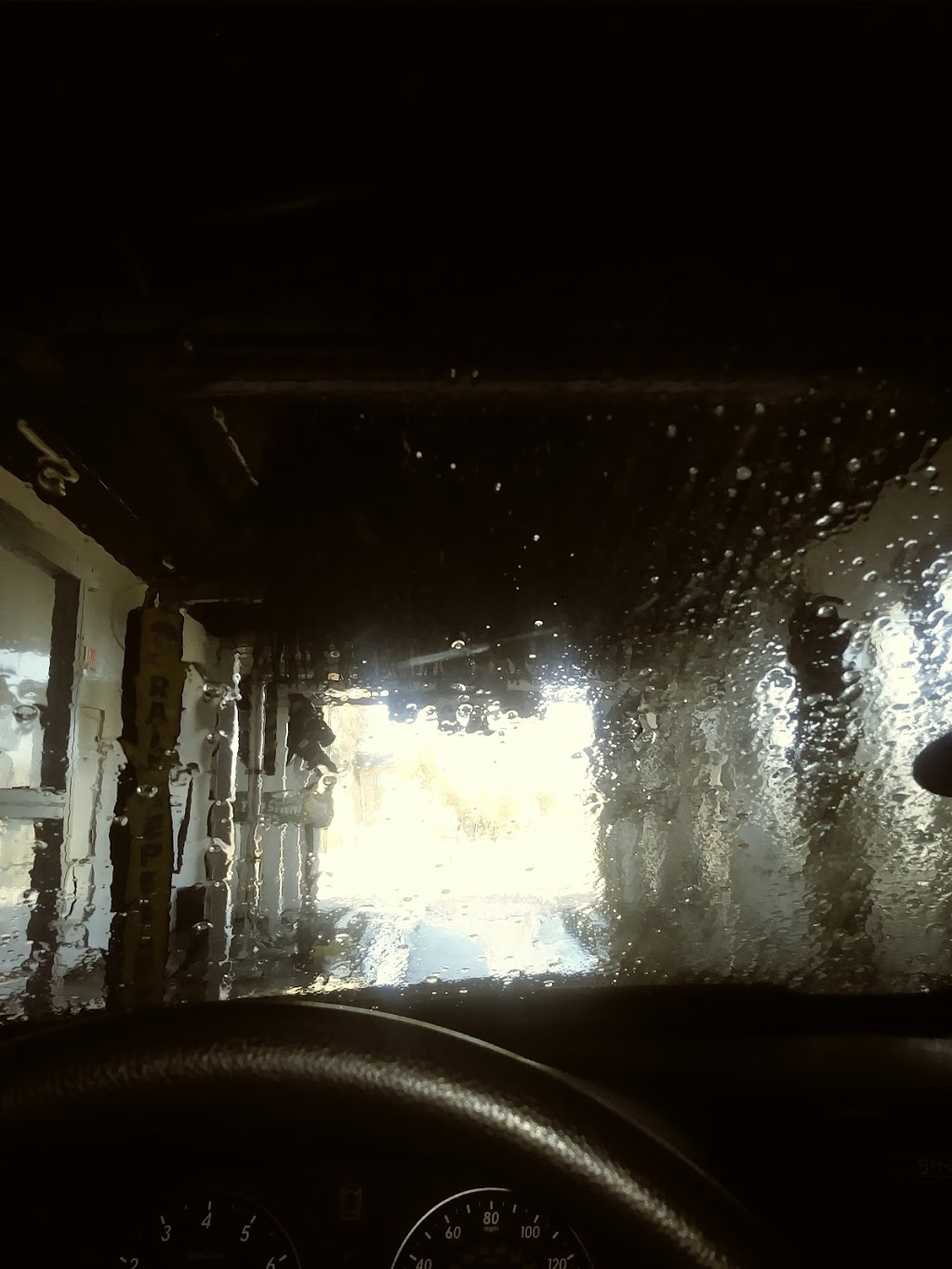 Quick Quack Car Wash | 9540 Sierra Ave, Fontana, CA 92335, USA | Phone: (909) 279-3542