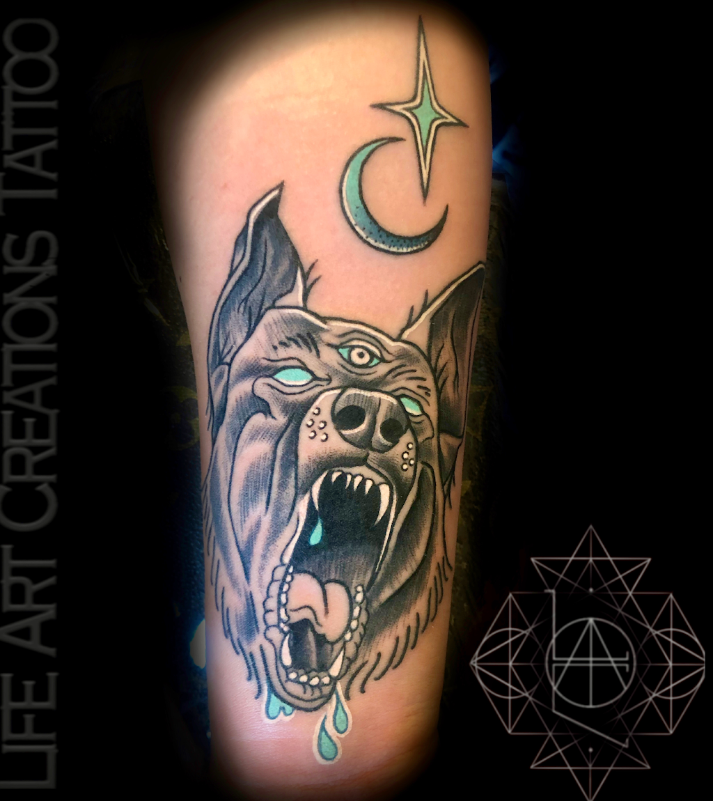 Life Art Creations Tattoo And Body piercing | 516 N Hoover St, Los Angeles, CA 90004, USA | Phone: (310) 433-9518