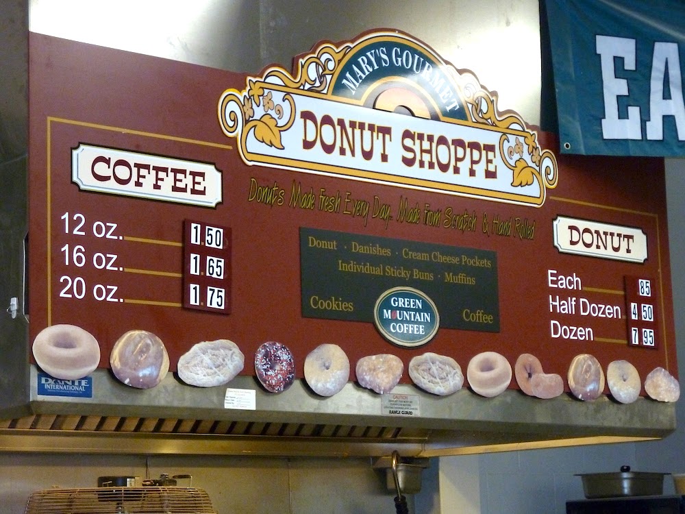 Marys Gourmet Donut Shoppe | 498 Green Ln, Bristol, PA 19007, USA | Phone: (215) 826-9971