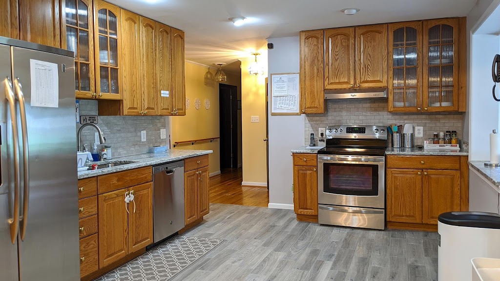 Montgomery Eldercare at Beaumont Road | 517 Beaumont Rd, Silver Spring, MD 20904, USA | Phone: (301) 655-1978