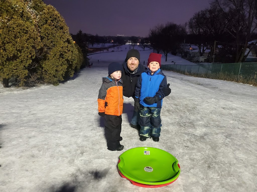 Sledding Hill | 3607 Pheasant Dr, Rolling Meadows, IL 60008, USA | Phone: (847) 818-3220