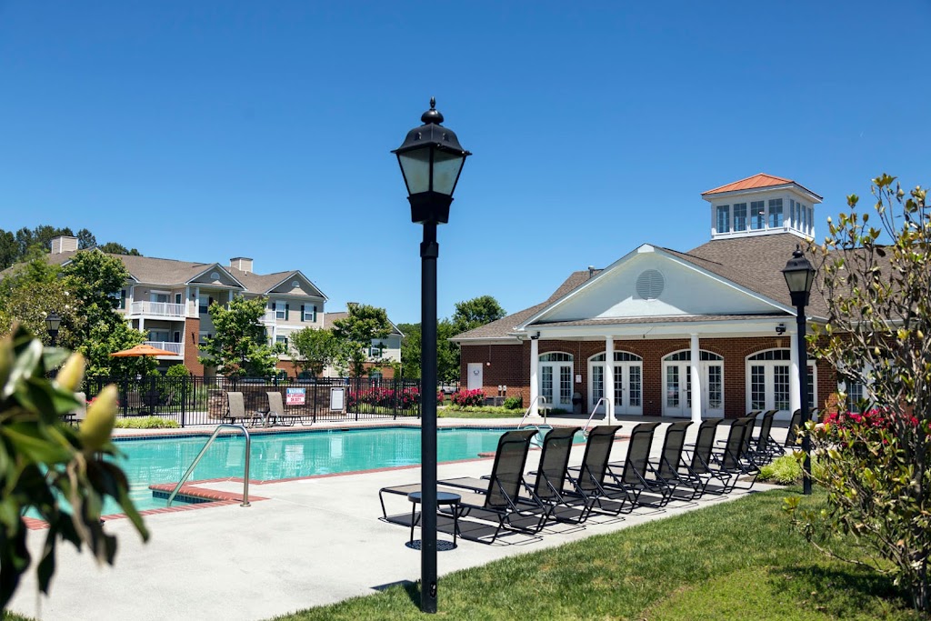 River Forest Apartments | 5701 Quiet Pine Cir, Chester, VA 23831, USA | Phone: (804) 552-6401