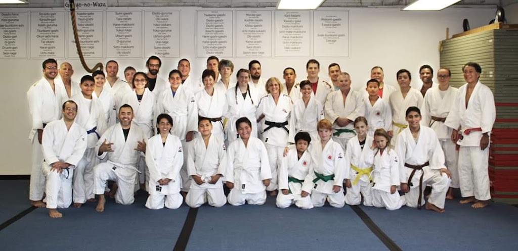 Midway Judo Club | 1068 S Robert St, West St Paul, MN 55118, USA | Phone: (651) 453-0403