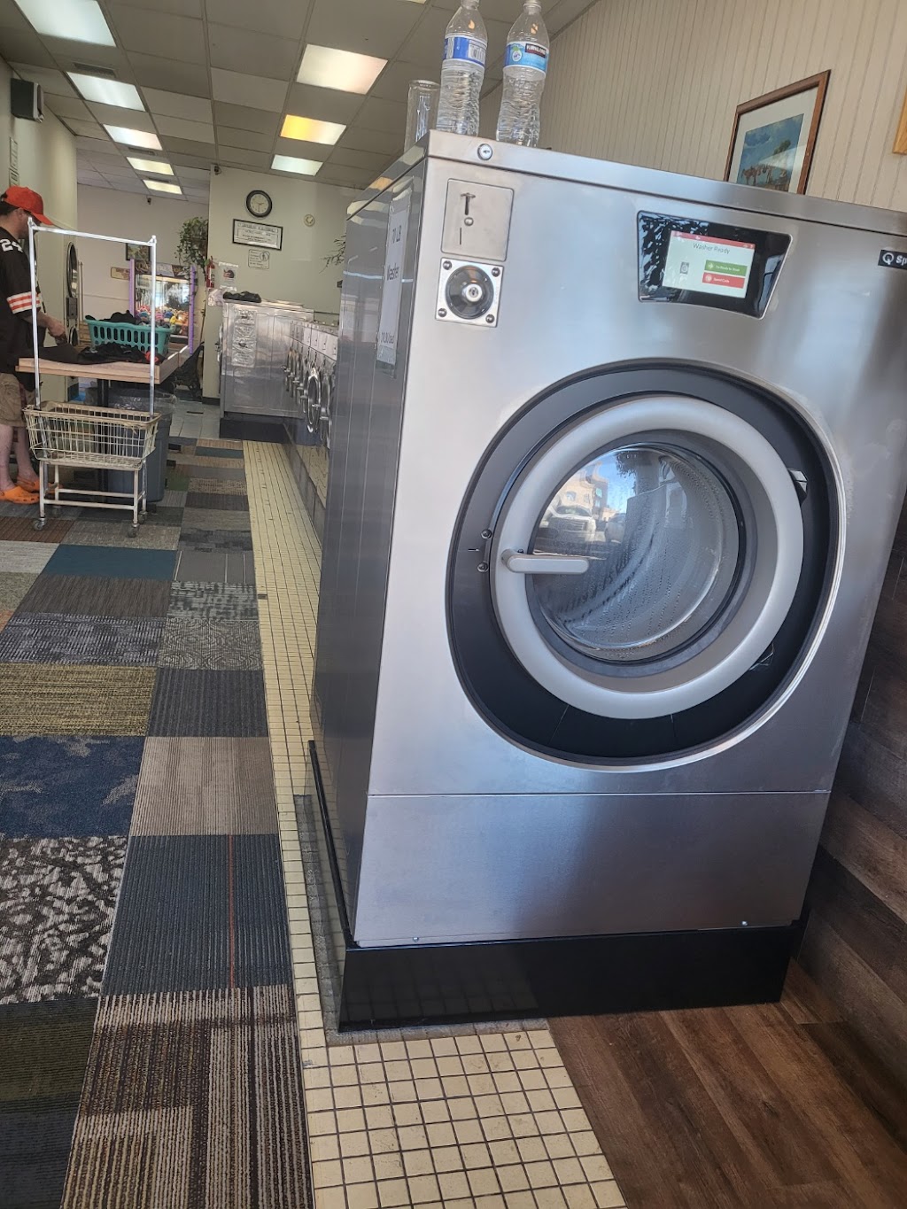 Coin-op Laundromat | 2101 Abbott Rd, Anchorage, AK 99507, USA | Phone: (907) 229-7536