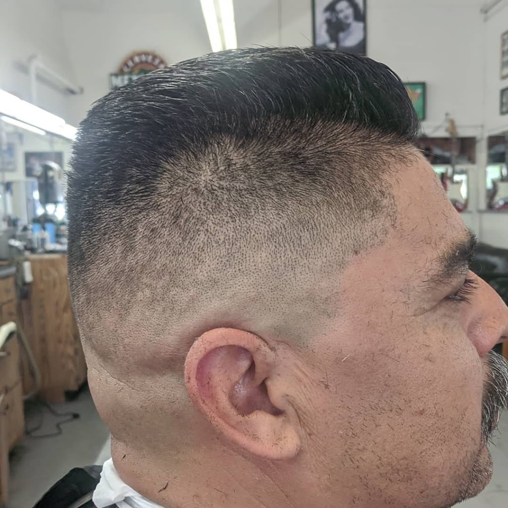 El Arte Barber Shop | 2309 Maple Ave, Los Angeles, CA 90011, United States | Phone: (213) 747-3407