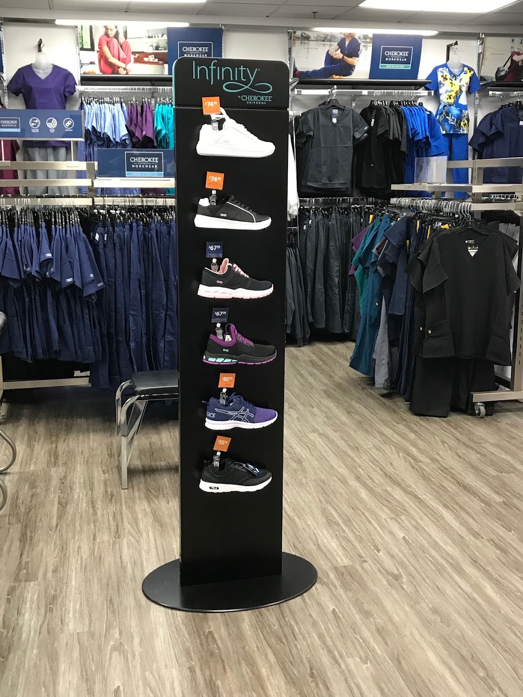 La Bella Uniforms | 19420 South La Grange Road, Mokena, IL 60448, USA | Phone: (815) 585-6449