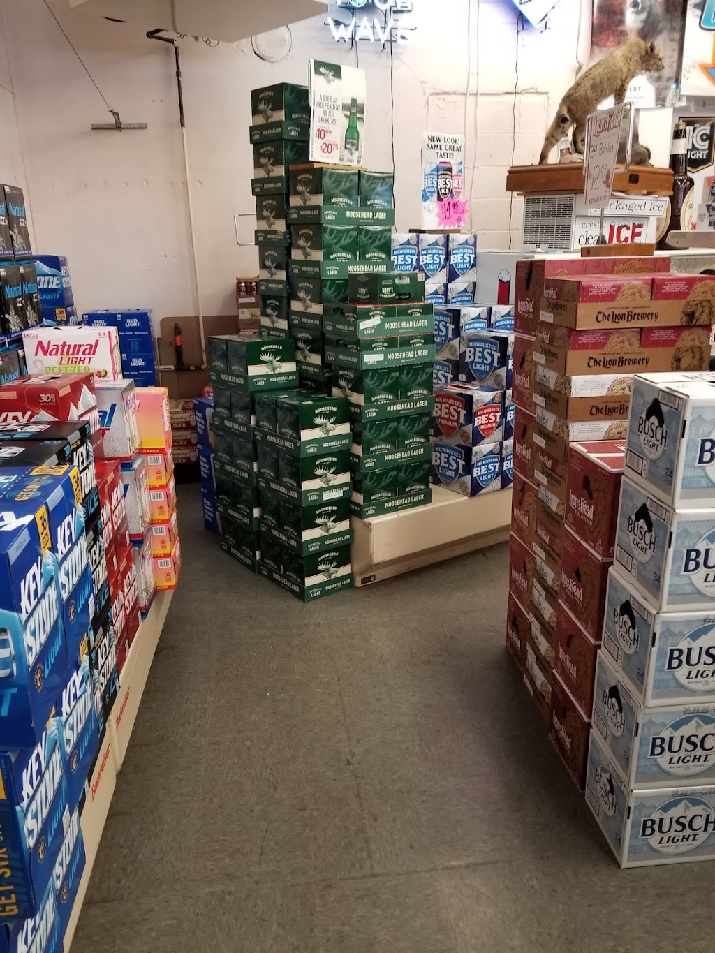 Pop N Brew Super Store | 260 E Main St, Mt Pleasant, PA 15666, USA | Phone: (724) 547-4999