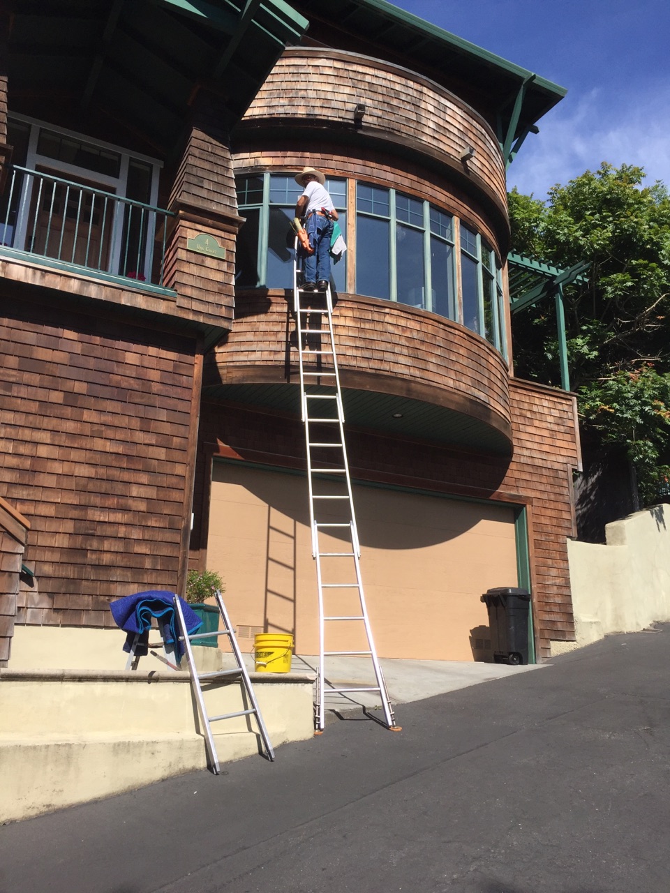 ATLAS WINDOW & CARPET CLEANING | 118 Auburn St, San Rafael, CA 94901 | Phone: (415) 256-8321