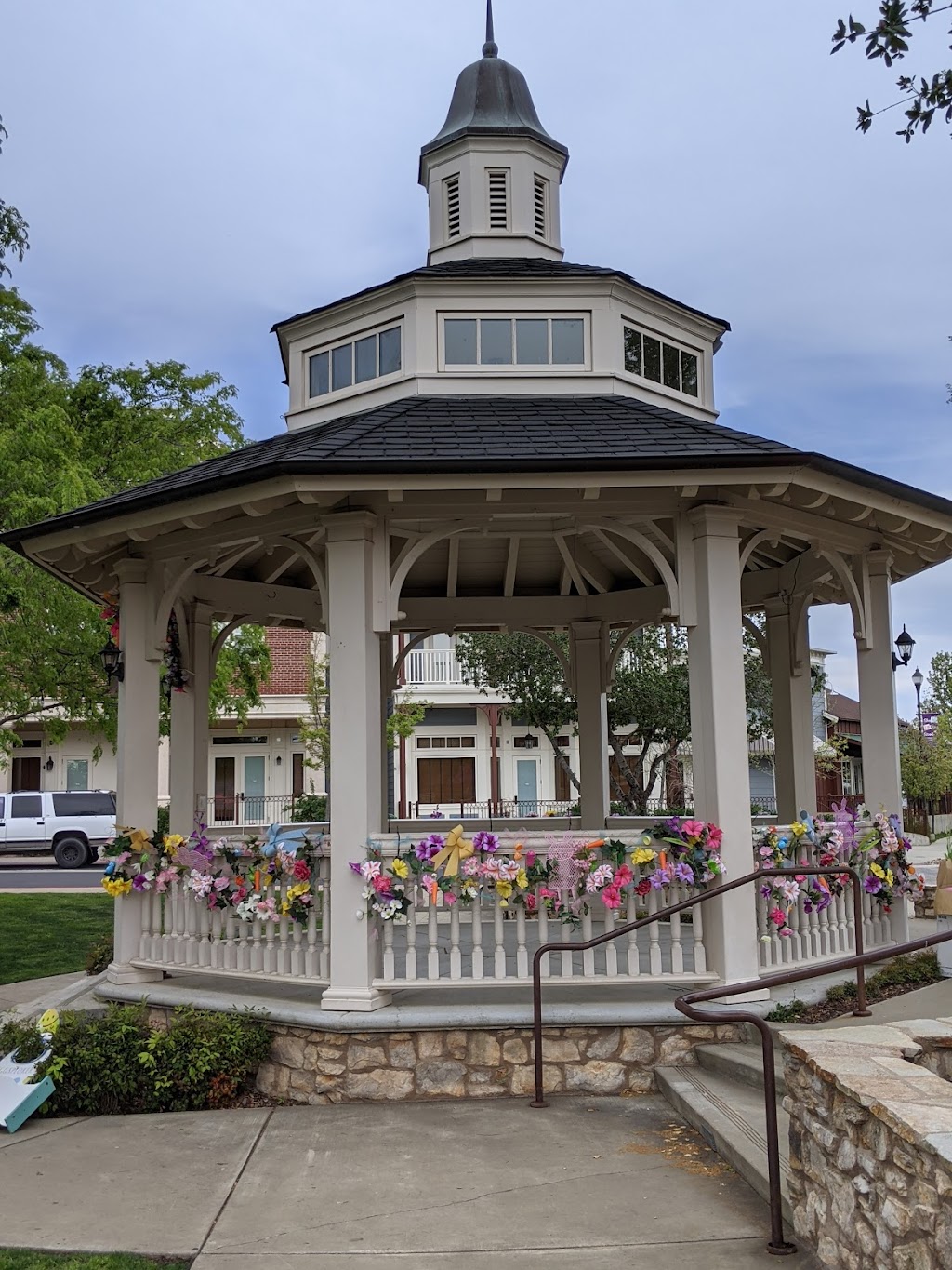 The Town Square at Copper Valley | 100 Town Square Rd, Copperopolis, CA 95228, USA | Phone: (800) 611-7722