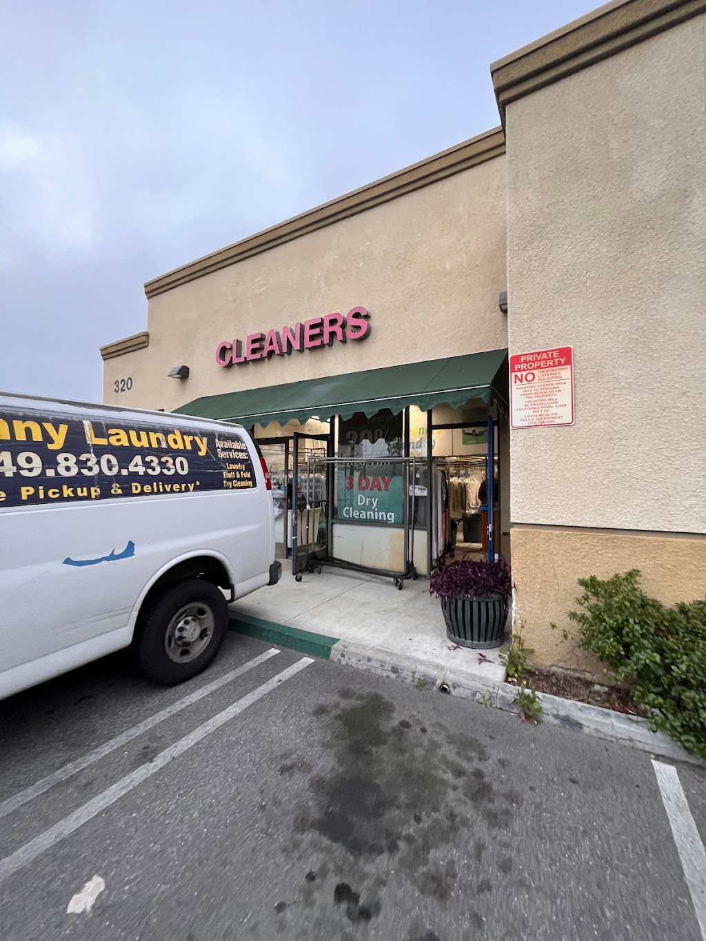 Redhill Cleaners | 320 Bristol St, Costa Mesa, CA 92626, USA | Phone: (714) 754-4322