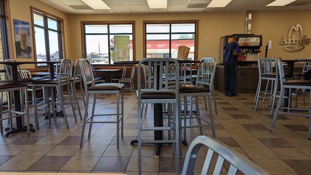 Arbys | 10511 Page Ave, St. Louis, MO 63132, USA | Phone: (314) 890-0300