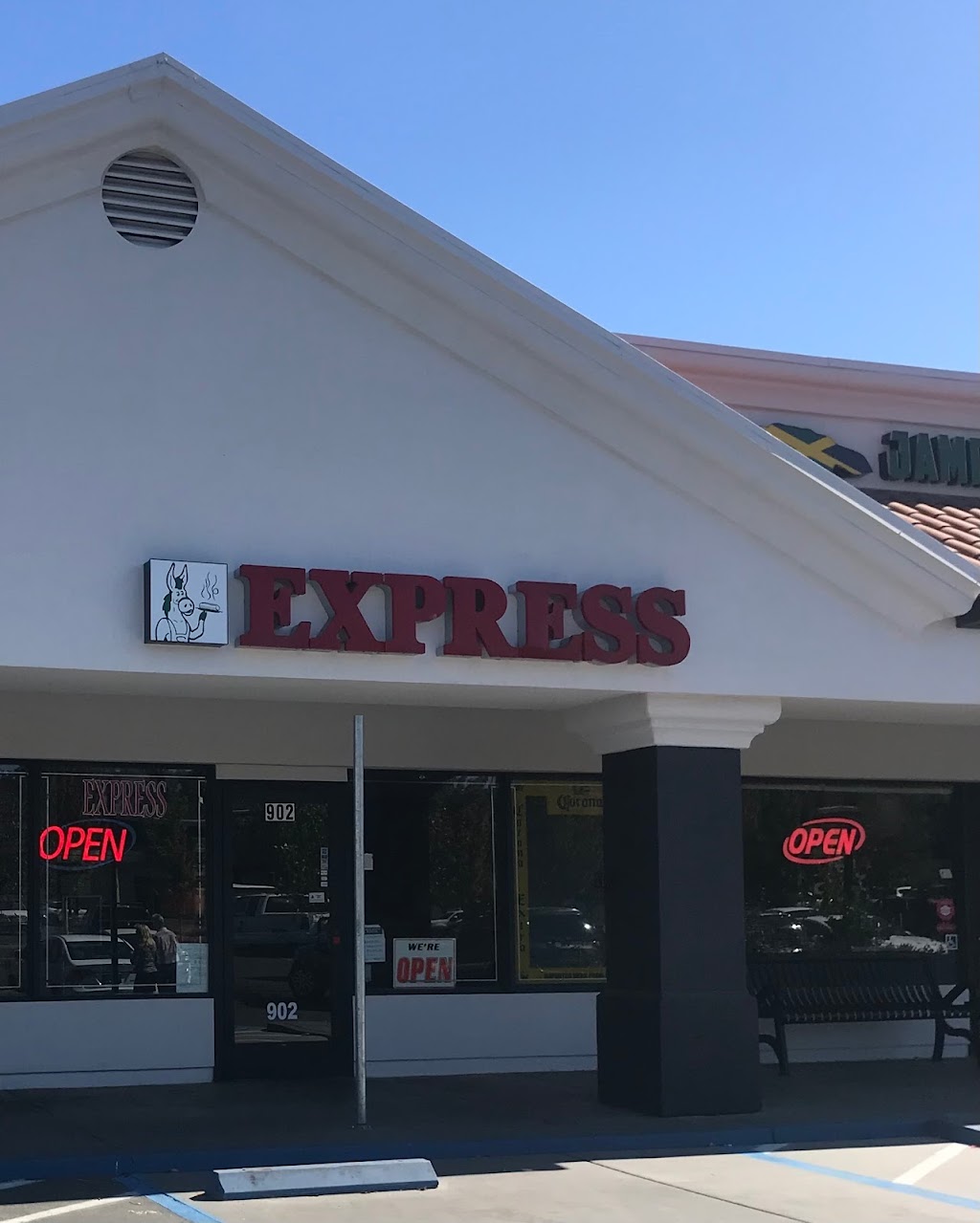 Burrito Express | 902 Alamo Dr, Vacaville, CA 95688, USA | Phone: (707) 446-2469