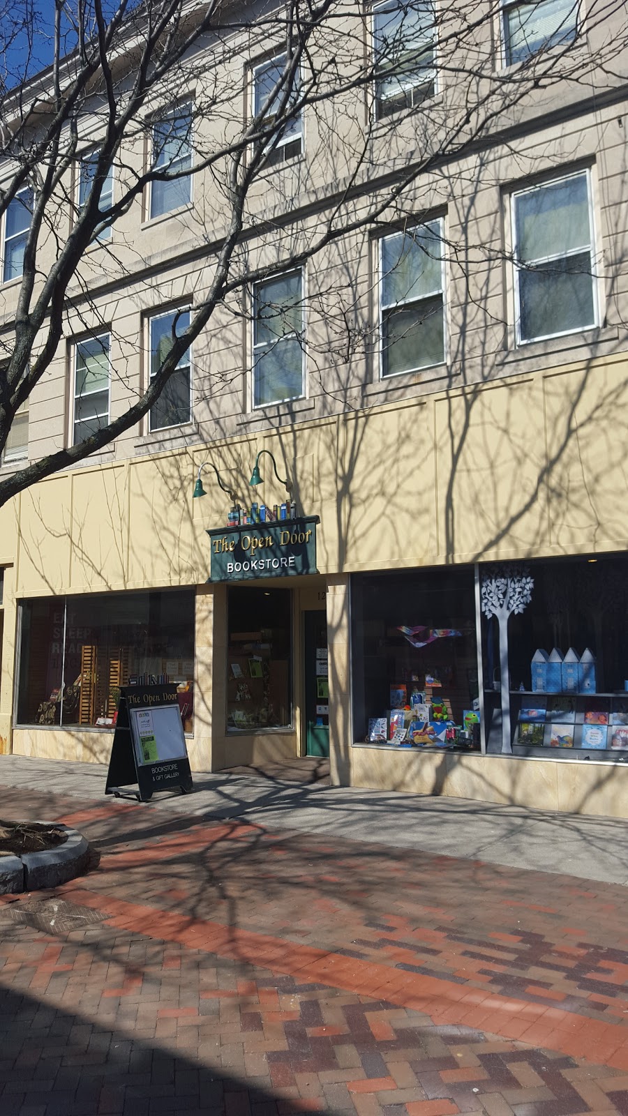 Open Door Bookstore | 128 Jay St, Schenectady, NY 12305, USA | Phone: (518) 346-2719