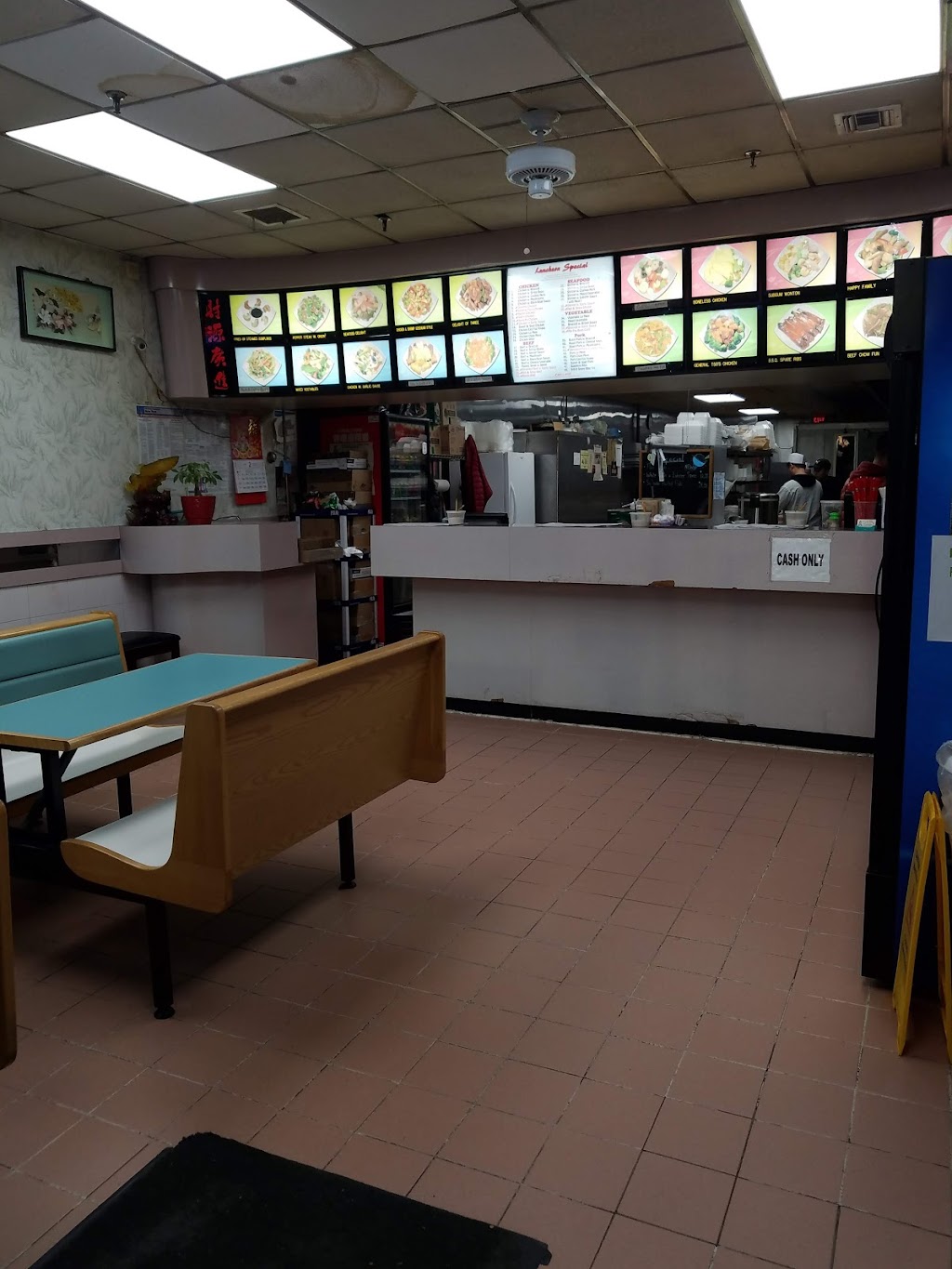 Wing Wong Kitchen | 340 E Jericho Turnpike, Mineola, NY 11501, USA | Phone: (516) 877-7830