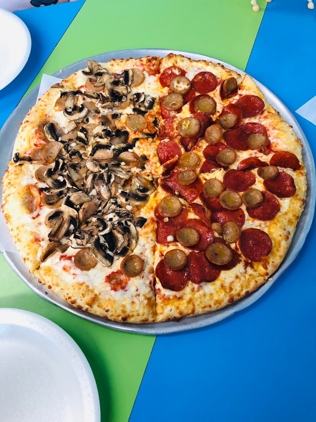 Boardwalk Pizzeria | 1420 W 104th Ave, Northglenn, CO 80234, USA | Phone: (303) 280-2233