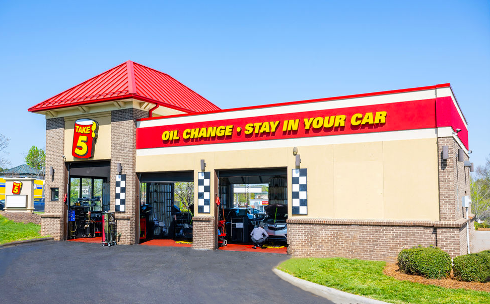 Take 5 Oil Change | 2551 SE Hwy 70, Arcadia, FL 34266, USA | Phone: (941) 787-2724