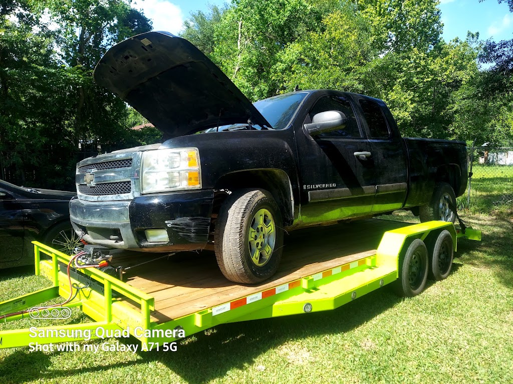 MONTGOMERY COUNTY JUNK CAR BUYER | 21601 Dogwood Dr, New Caney, TX 77357, USA | Phone: (832) 475-1423