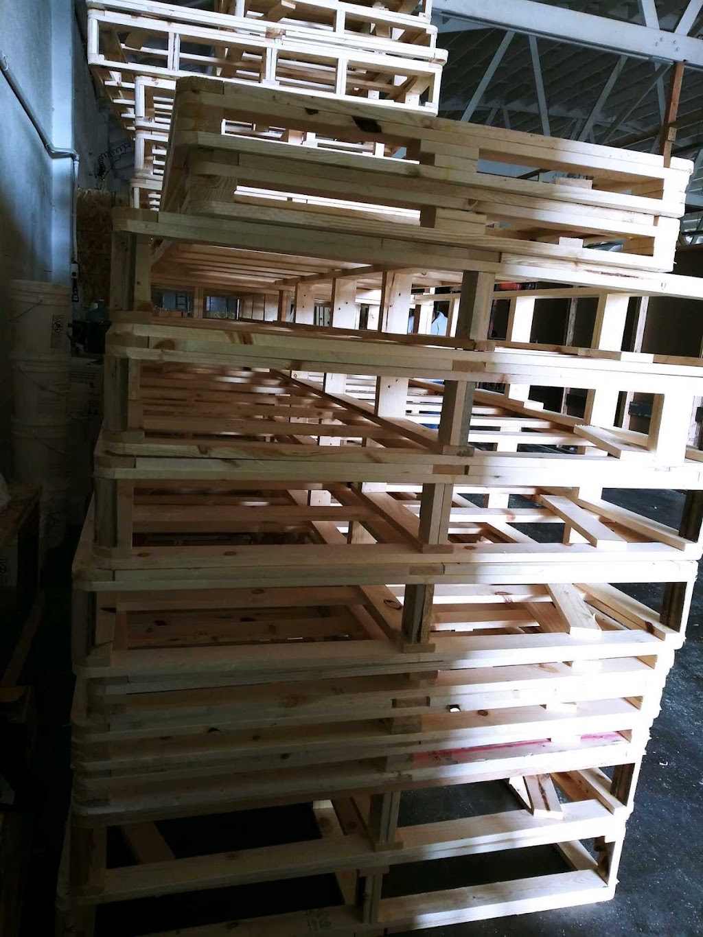 Lopez Frames | 1600 Nadeau St, Los Angeles, CA 90001, USA | Phone: (323) 973-6146