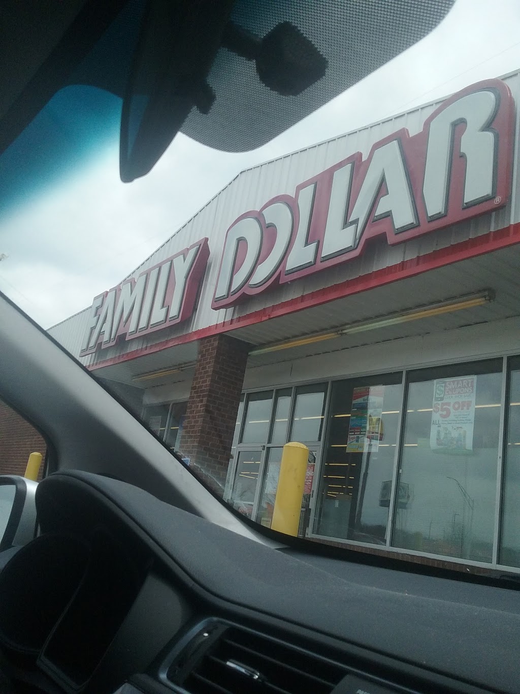 Family Dollar | 4770 Kenard Ave, Cincinnati, OH 45232, USA | Phone: (513) 975-6929