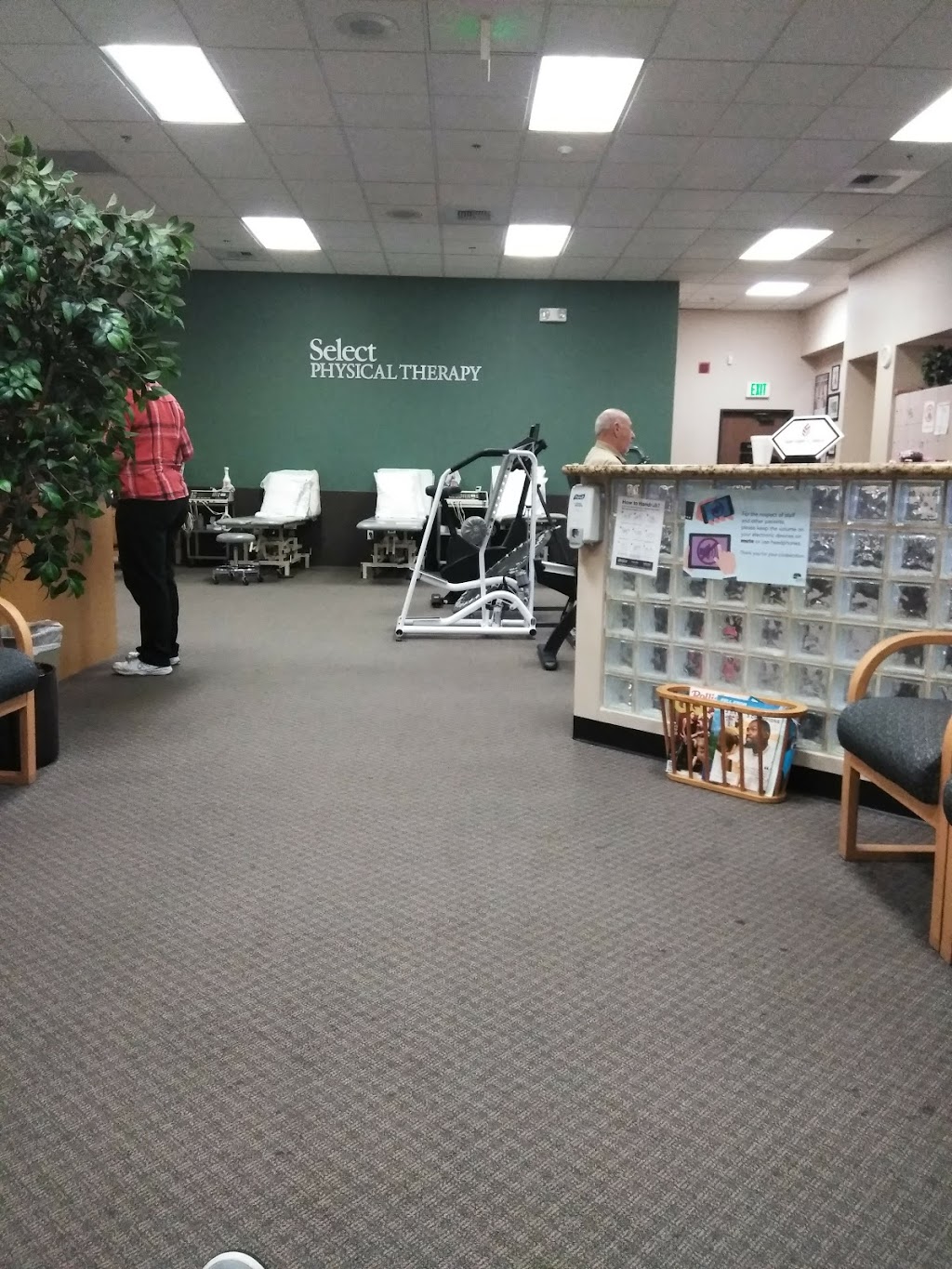 Select Physical Therapy - Upland | 299 W Foothill Blvd #200, Upland, CA 91786, USA | Phone: (909) 985-2337