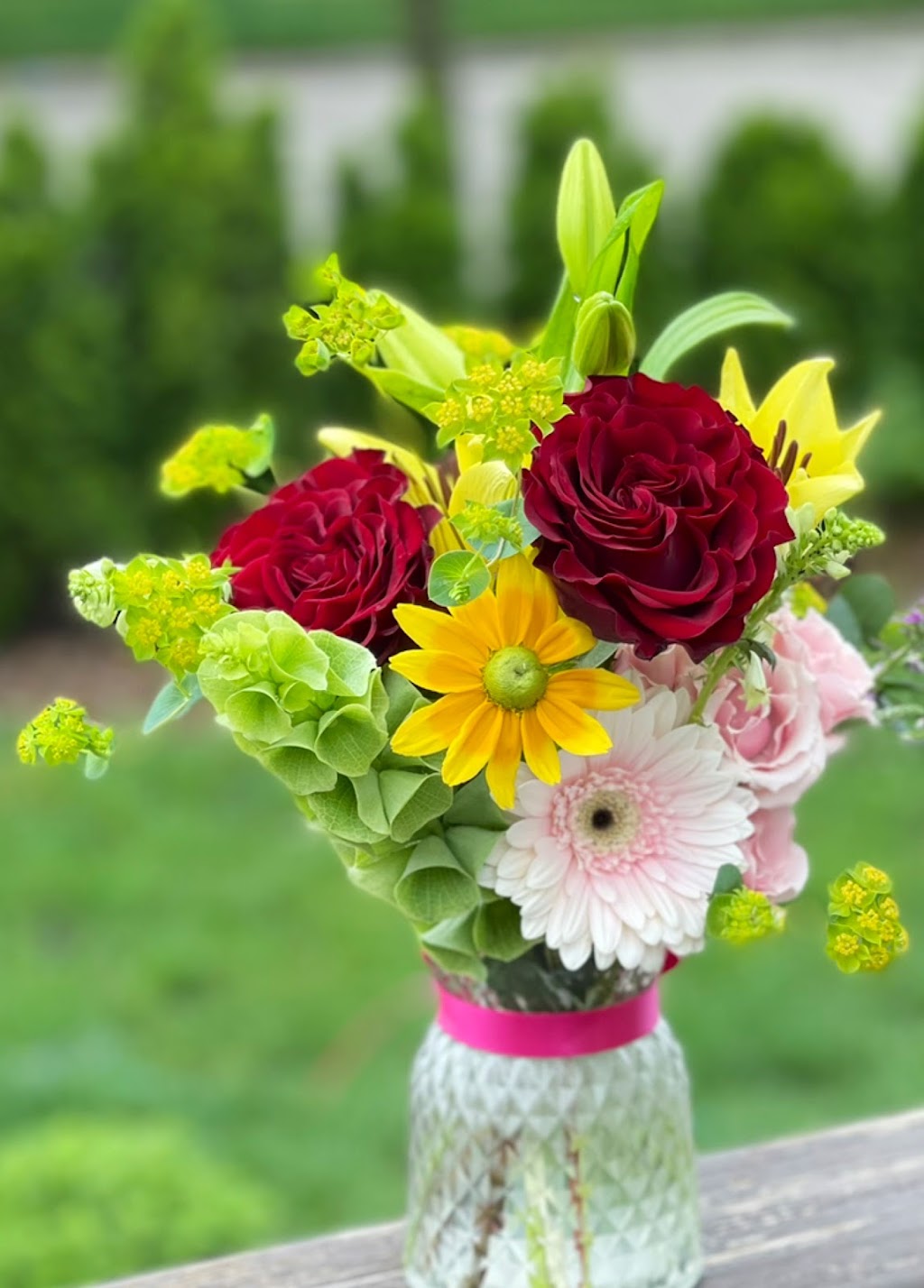 CB Florist | 47193 Eastbourne Rd, Canton, MI 48188, USA | Phone: (603) 715-7204