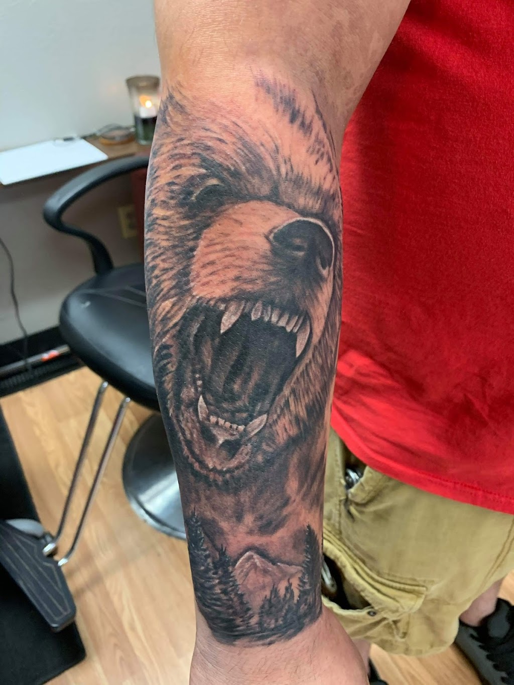 Fallen Oak Tattoo Studio | 103 1st St, Pioneer, OH 43554, USA | Phone: (419) 216-1059