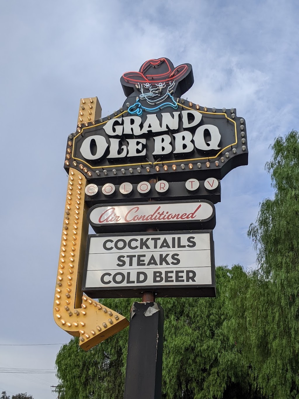 Grand Ole BBQ Flinn Springs | 15505 Olde Hwy 80, El Cajon, CA 92021, USA | Phone: (619) 312-0714