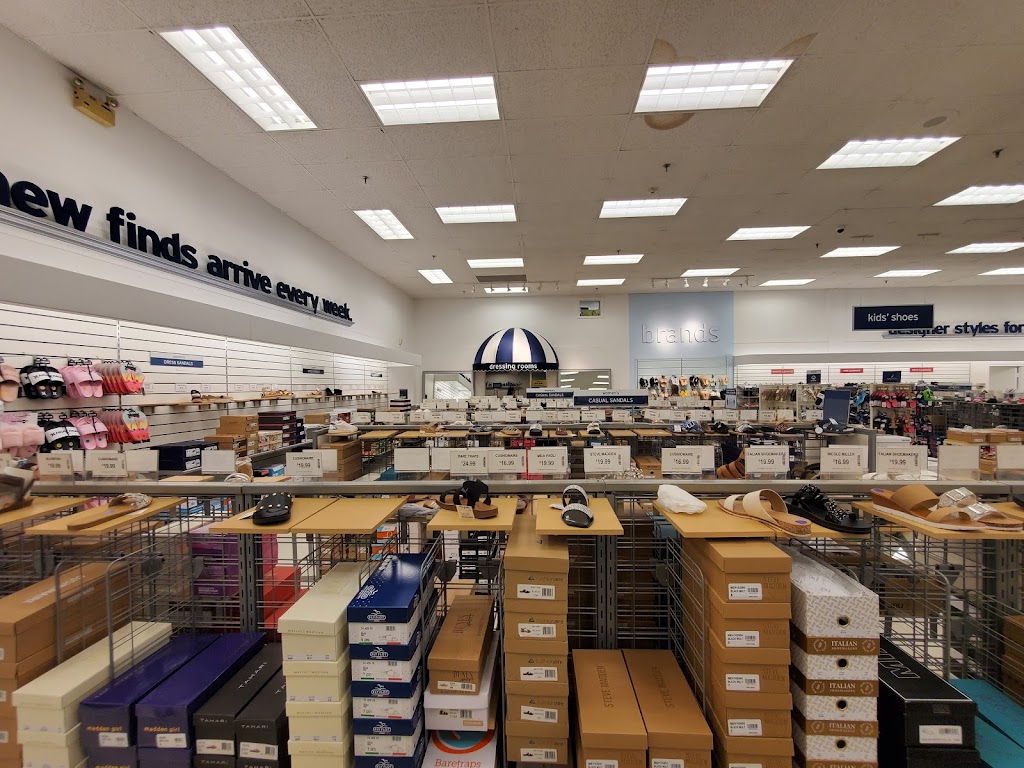 Marshalls | 35 Pleasant St, Weymouth, MA 02190, USA | Phone: (781) 337-5816