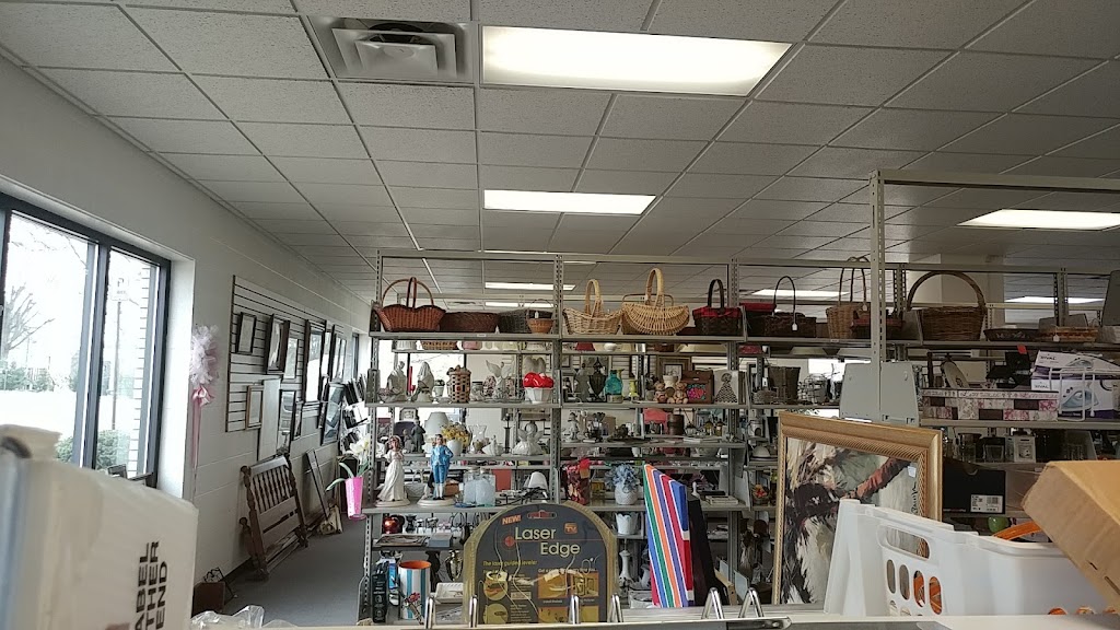 Hendersonville Samaritan Thrift Store | 116 Dunn St, Hendersonville, TN 37075, USA | Phone: (615) 824-5652