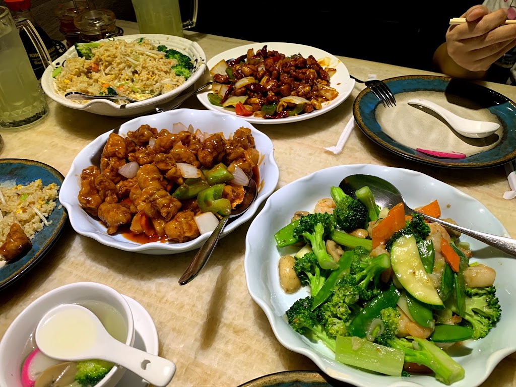 Cachanilla Chinese Restaurant | 305 E Holt Ave, Pomona, CA 91766, USA | Phone: (909) 622-0300