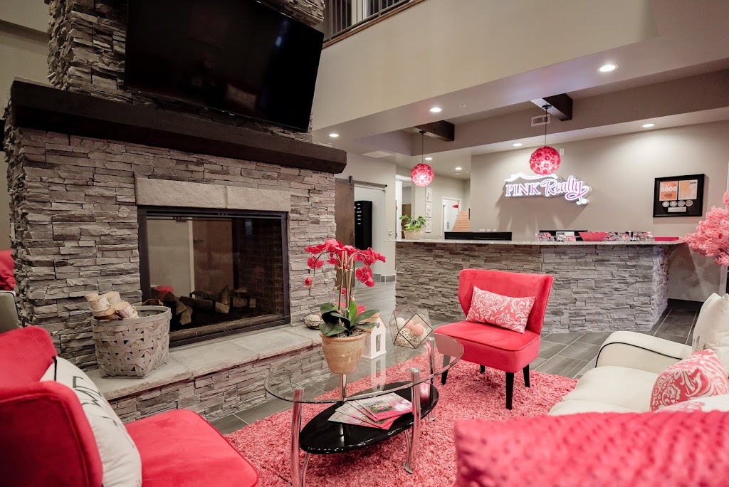 Pink Realty | 4783 Farmingdale Dr, Colorado Springs, CO 80918, USA | Phone: (719) 888-7465